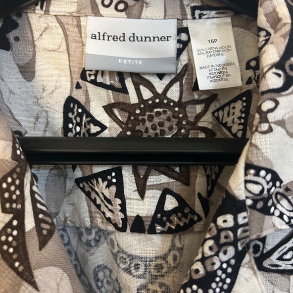 Printed Button Down - Picture 2 of 3